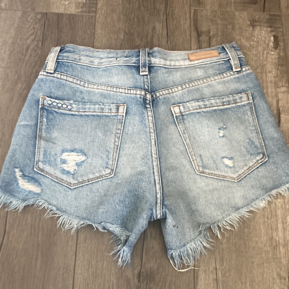 Blank NYC Light Blue Distressed Jean Shorts - Picture 3 of 7